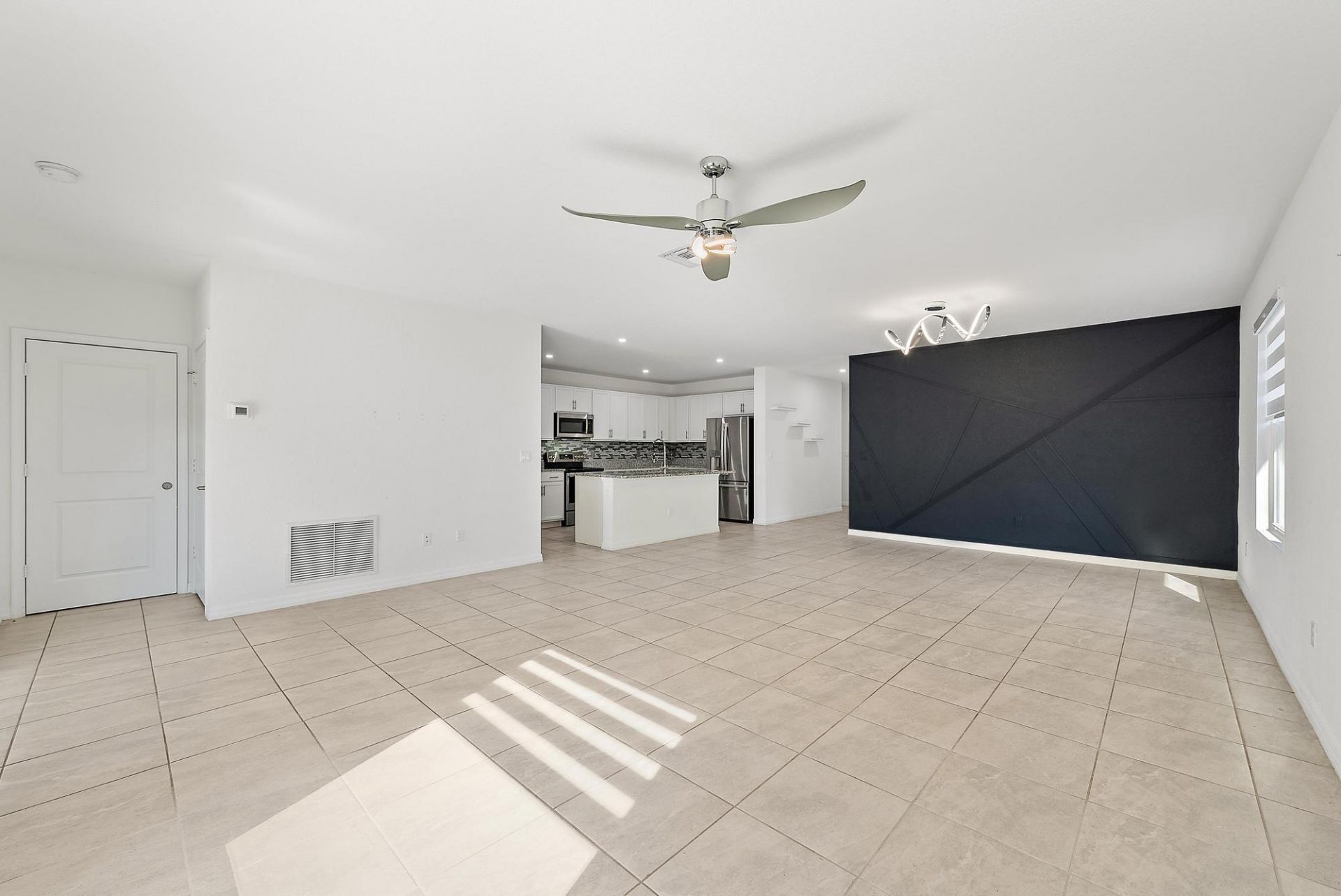 2574 SW Cameo Boulevard, Port Saint Lucie, FL 34953 Photo