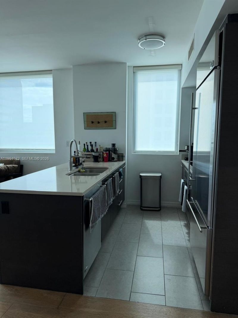 500 Brickell Ave, Unit 1702, Miami, FL 33131 Photo