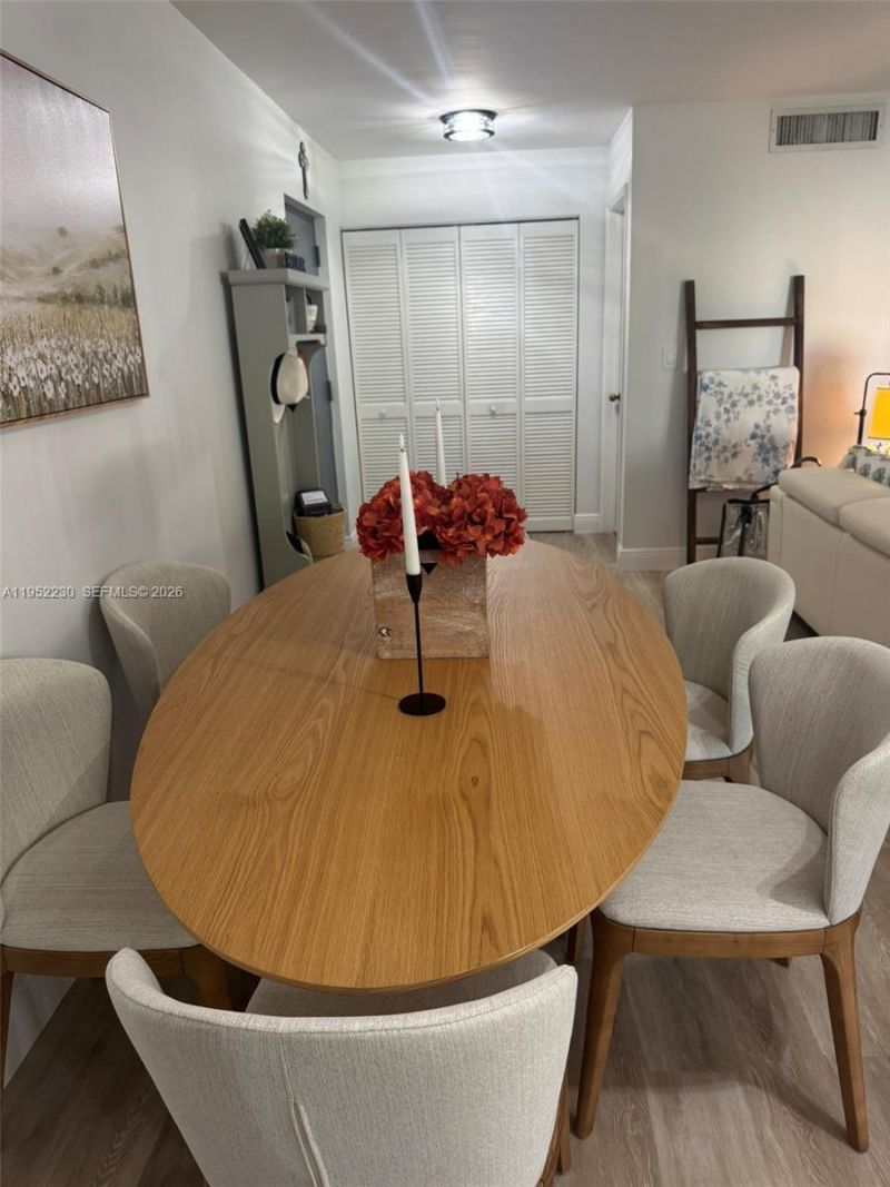 8810 SW 123rd Ct, Unit M202, Miami, FL 33186 Photo