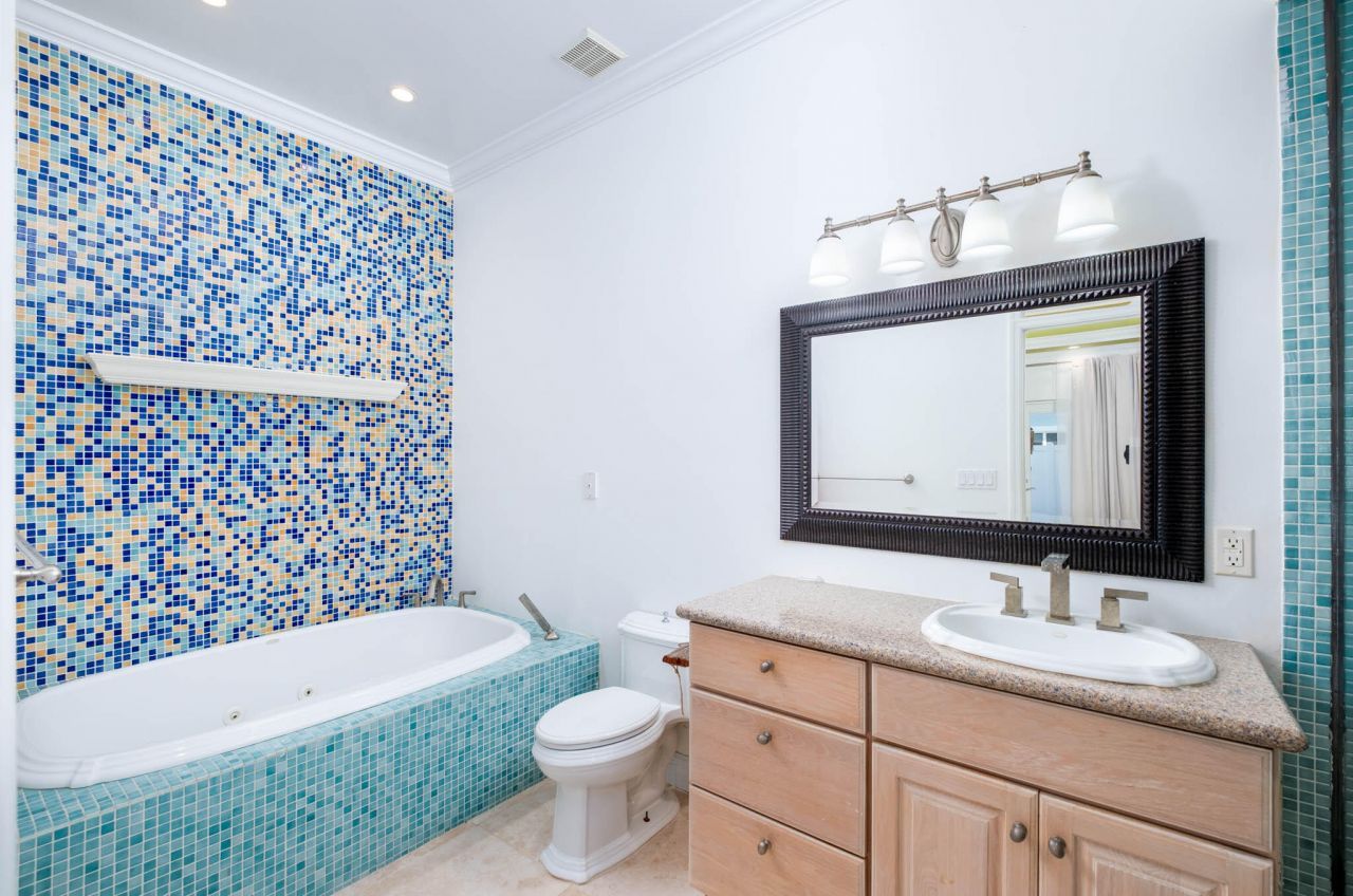 118 First Street, Key Largo, FL 33037 Photo