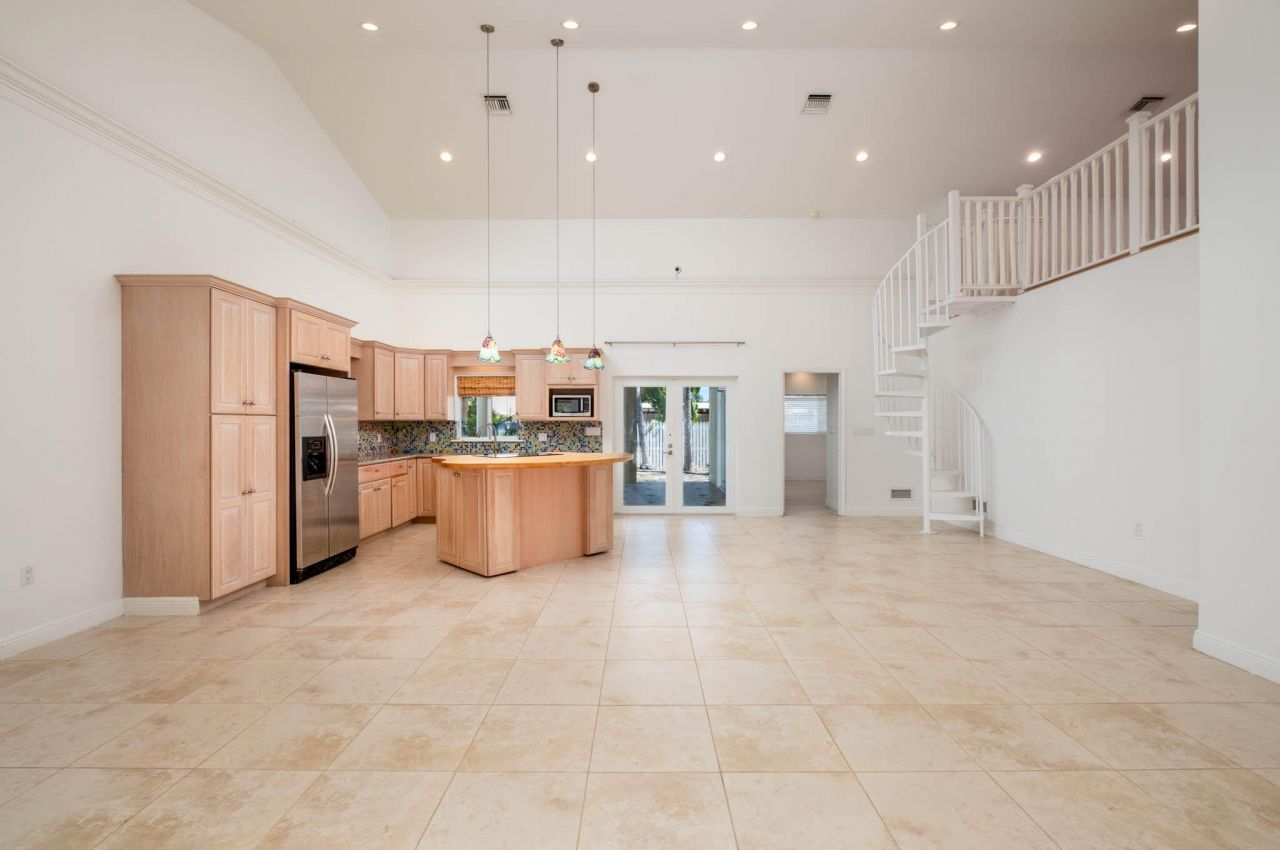 118 First Street, Key Largo, FL 33037 Photo