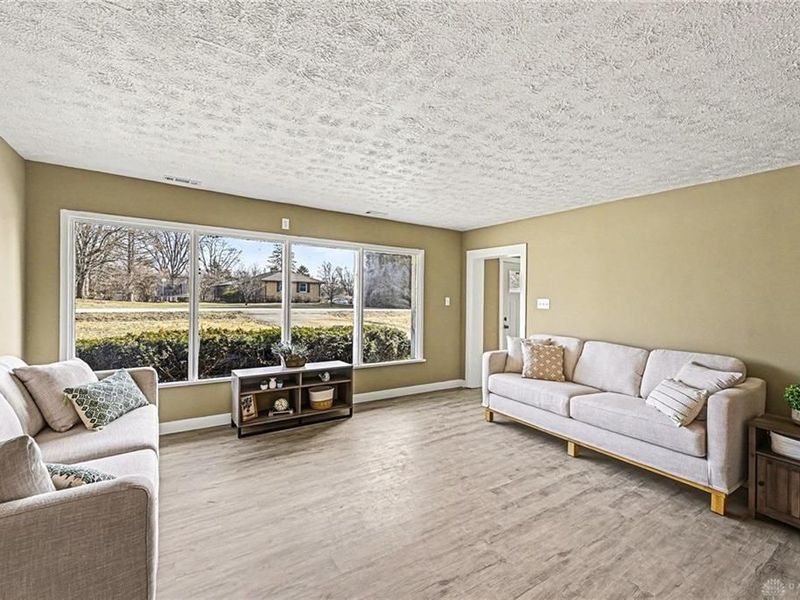 1947 Forestdale Avenue, Beavercreek, OH 45432 Photo 6