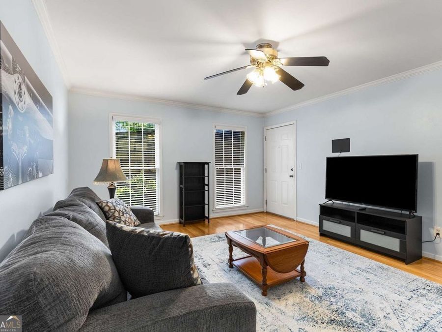 Property Image 8