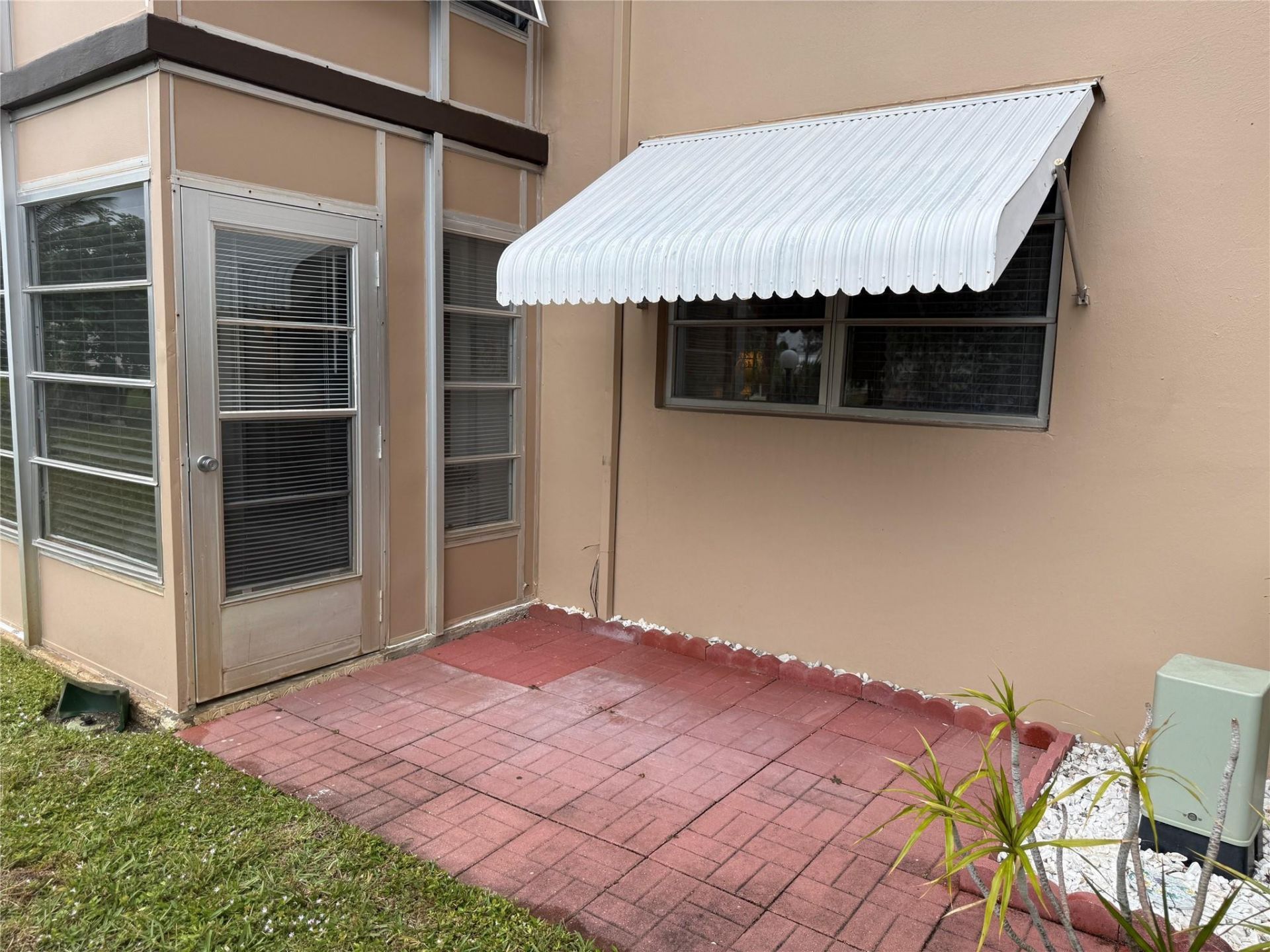 2901 NW 46th Avenue, Unit 106, Lauderdale Lakes, FL 33313 Photo