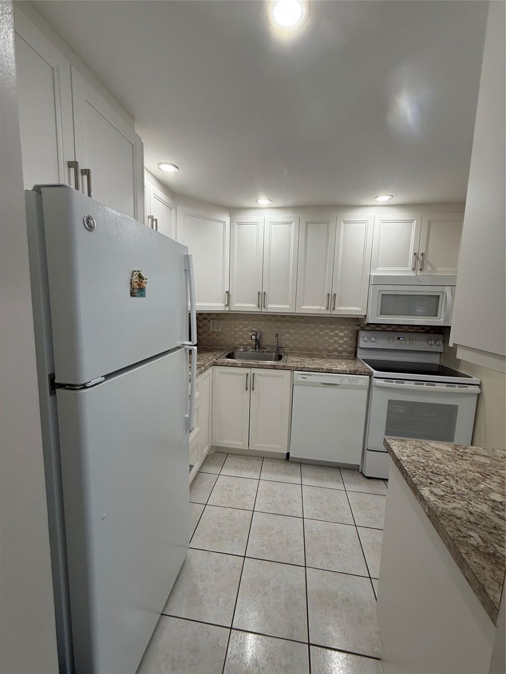 2901 NW 46th Avenue, Unit 106, Lauderdale Lakes, FL 33313 Photo