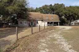 323 Knott Drive photo 4