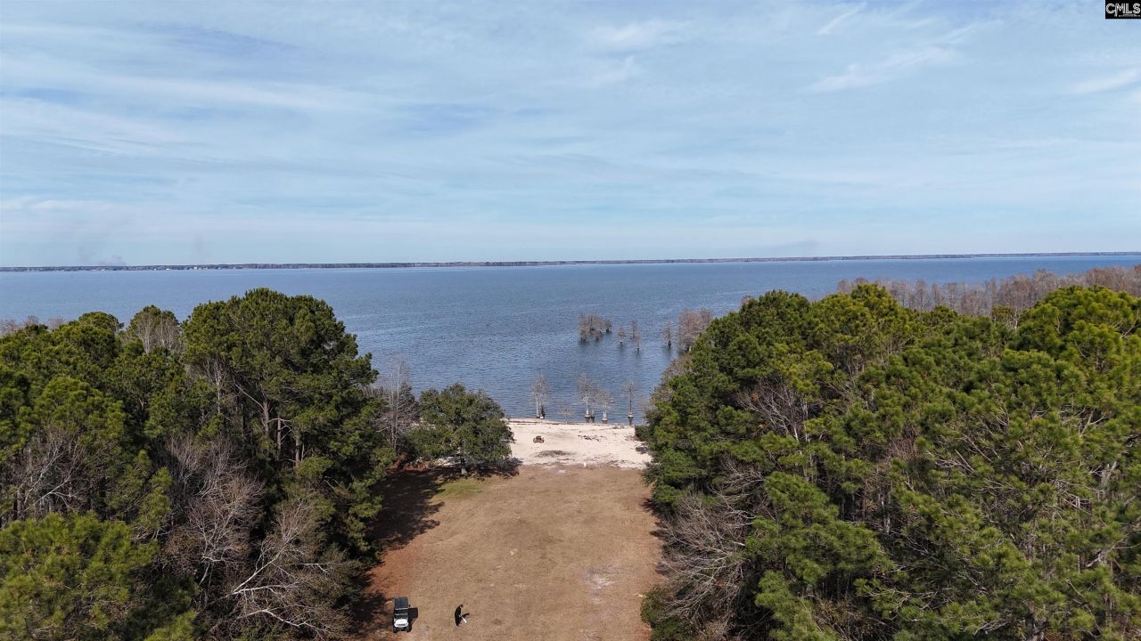 323 Knott Drive Photo 29