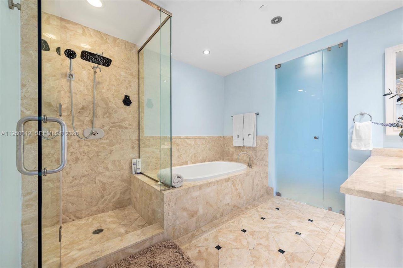 1425 Brickell Ave, Unit 58E, Miami, FL 33131 Photo