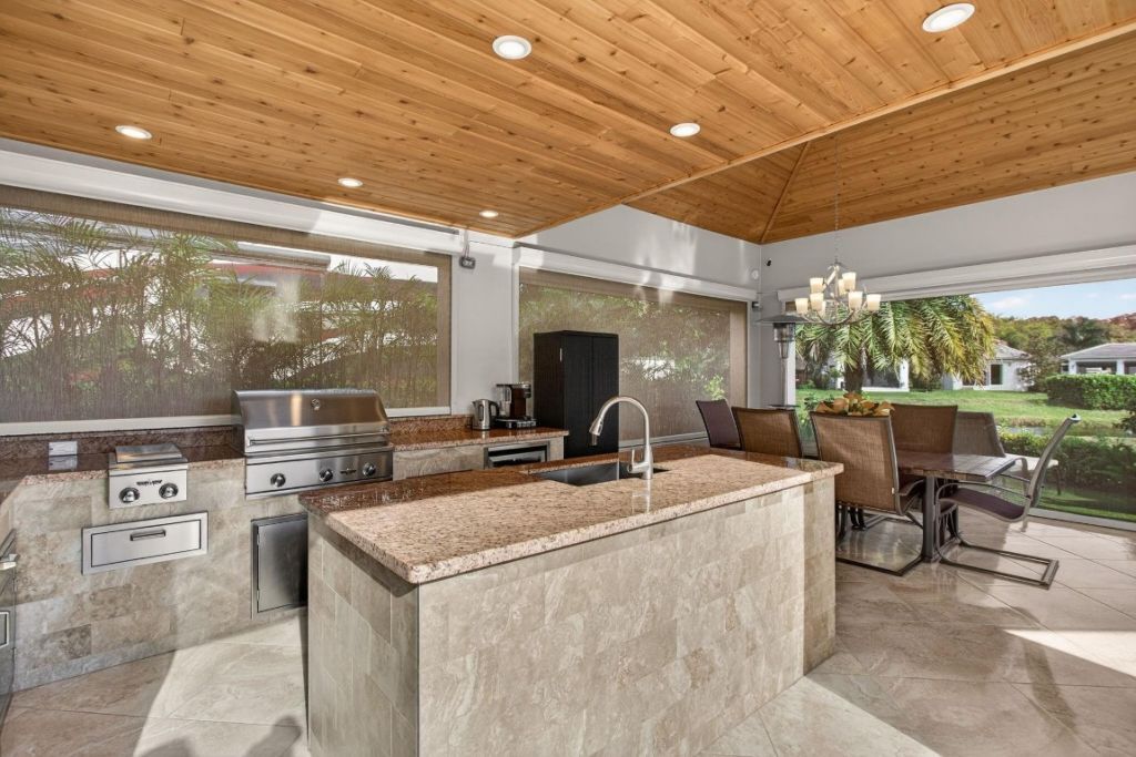 391 Sundial Circle, Unit 391, Pompano Beach, FL 33068 Photo