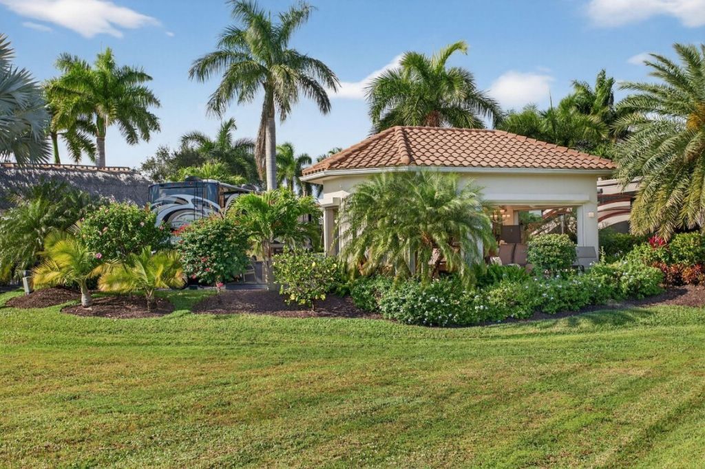 391 Sundial Circle, Unit 391, Pompano Beach, FL 33068 Photo