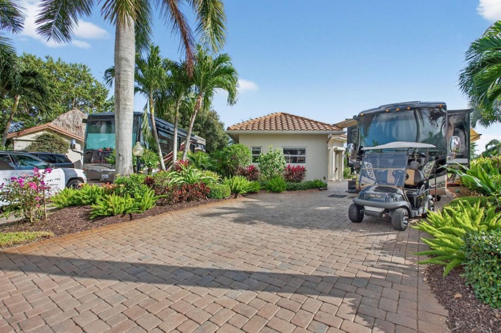 391 Sundial Circle, Unit 391, Pompano Beach, FL 33068 Photo