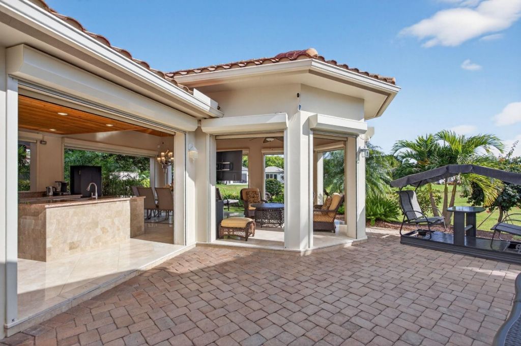 391 Sundial Circle, Unit 391, Pompano Beach, FL 33068 Photo