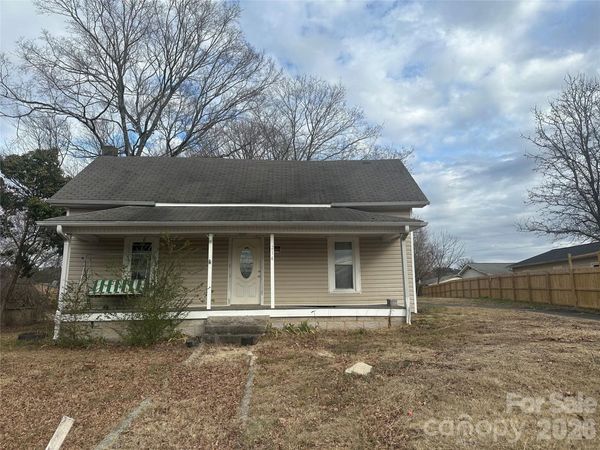 214 S Main Street, Faith, NC 28041