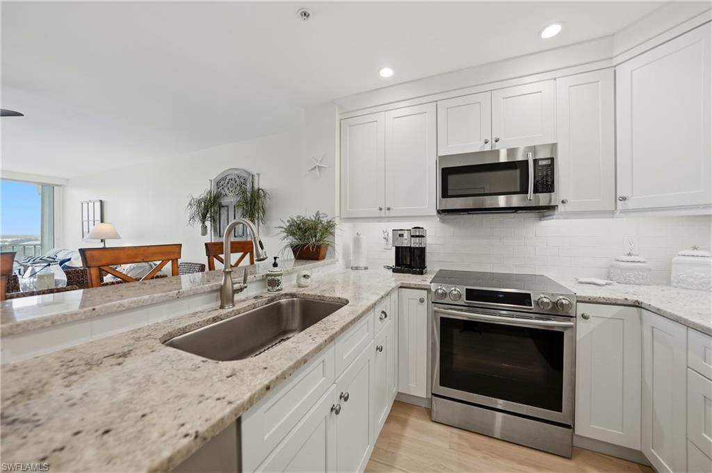 345 Mango St, Unit 604, Fort Myers Beach, FL 33931 Photo
