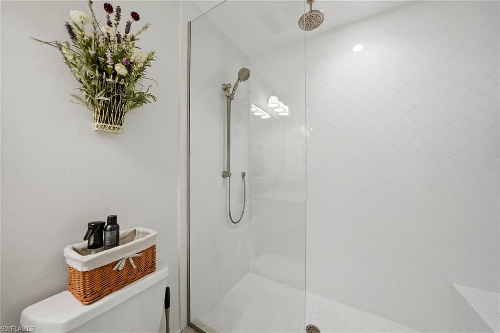 345 Mango St, Unit 604, Fort Myers Beach, FL 33931 Photo