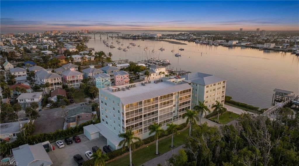 345 Mango St, Unit 604, Fort Myers Beach, FL 33931 Photo