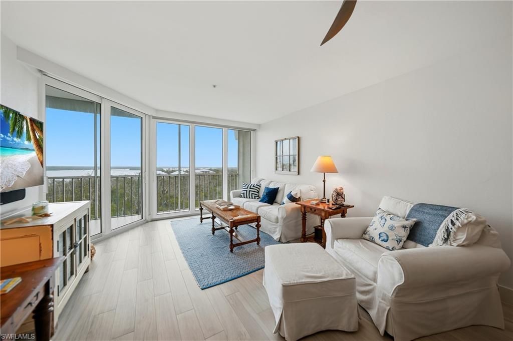 345 Mango St, Unit 604, Fort Myers Beach, FL 33931 Photo
