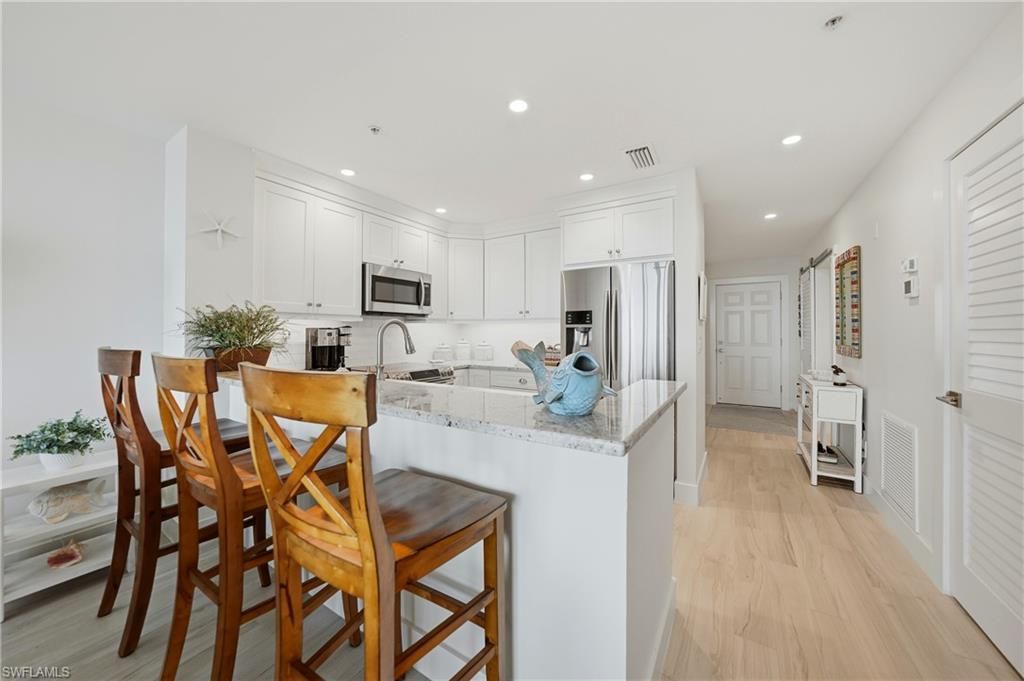 345 Mango St, Unit 604, Fort Myers Beach, FL 33931 Photo