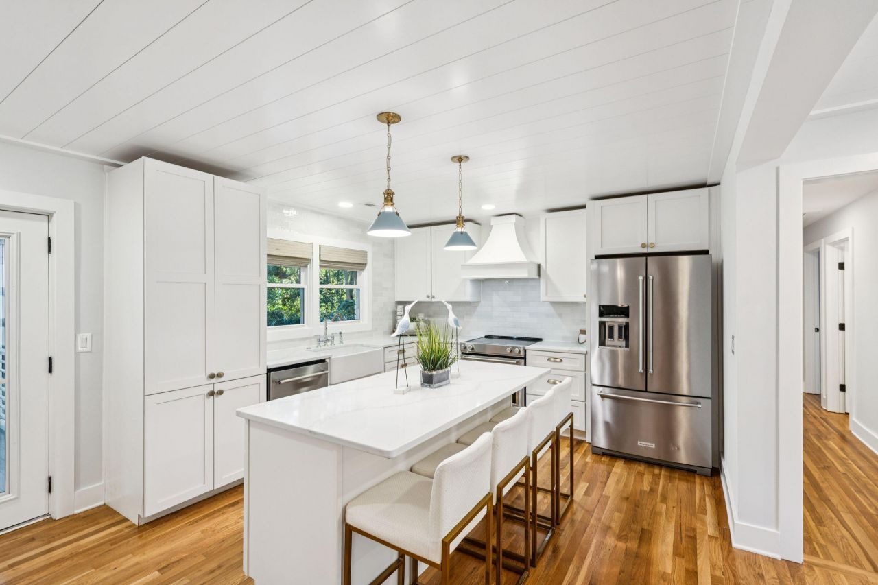 2906 Waterway Boulevard Photo 9