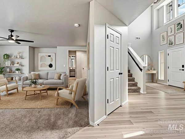 1625 SW Accipiter, Mountain Home, ID 83647