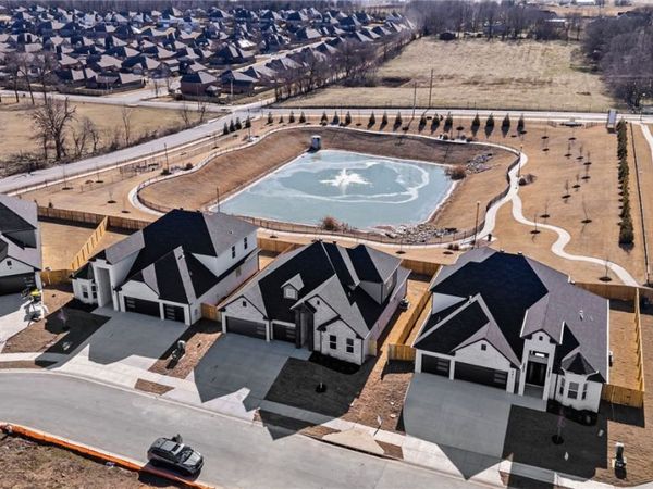 531 Bose Avenue, Centerton, AR 72719