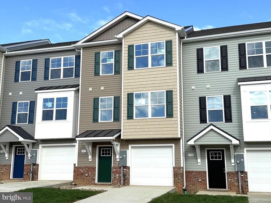 147 Olga Drive, Martinsburg, WV 25403 Main Photo