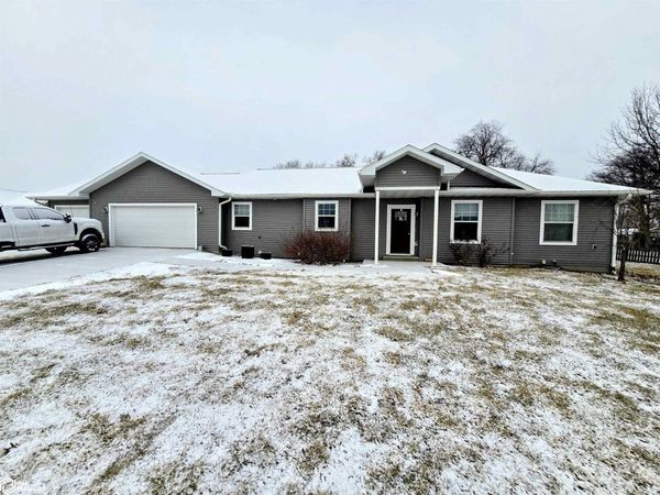 1107 W Prairie Street, Creston, IA 50801