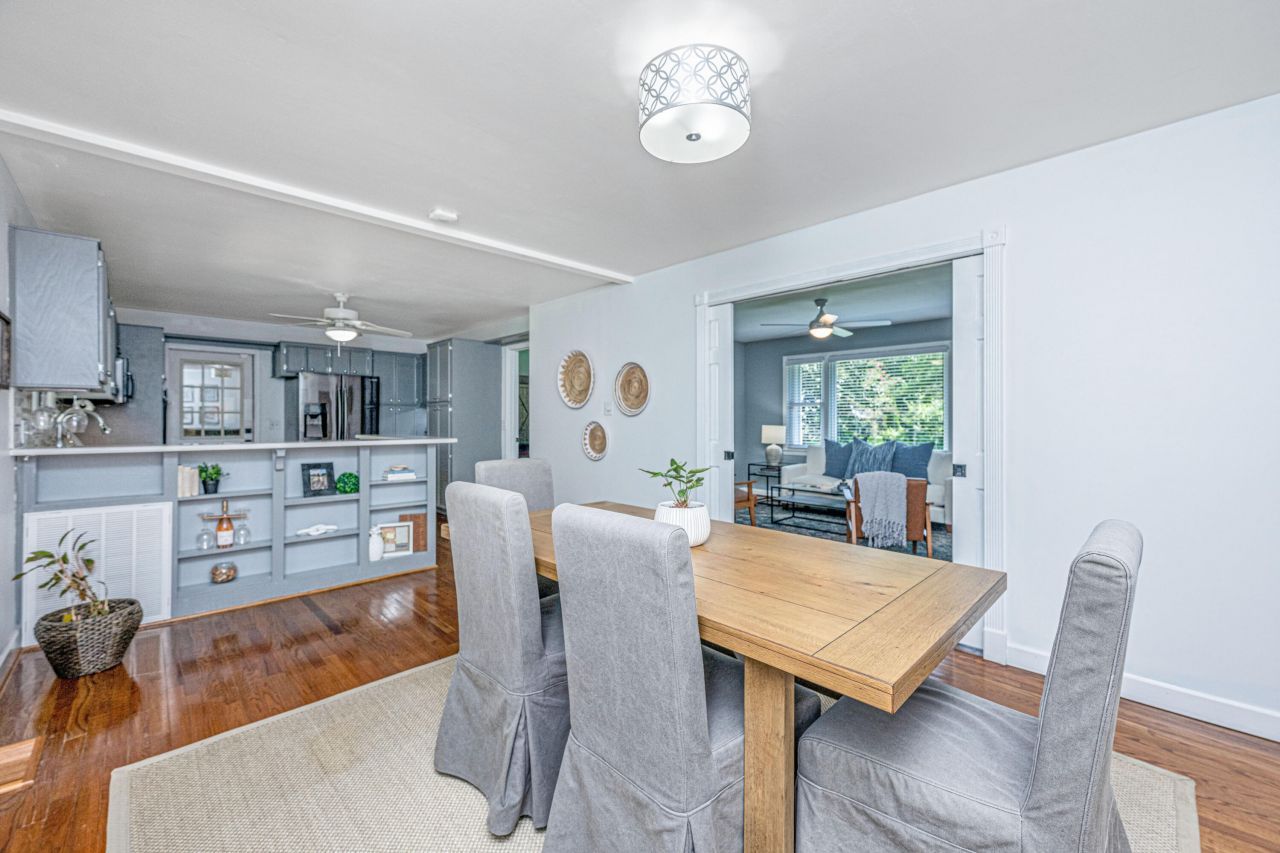 4915 Ashby Avenue Photo 10