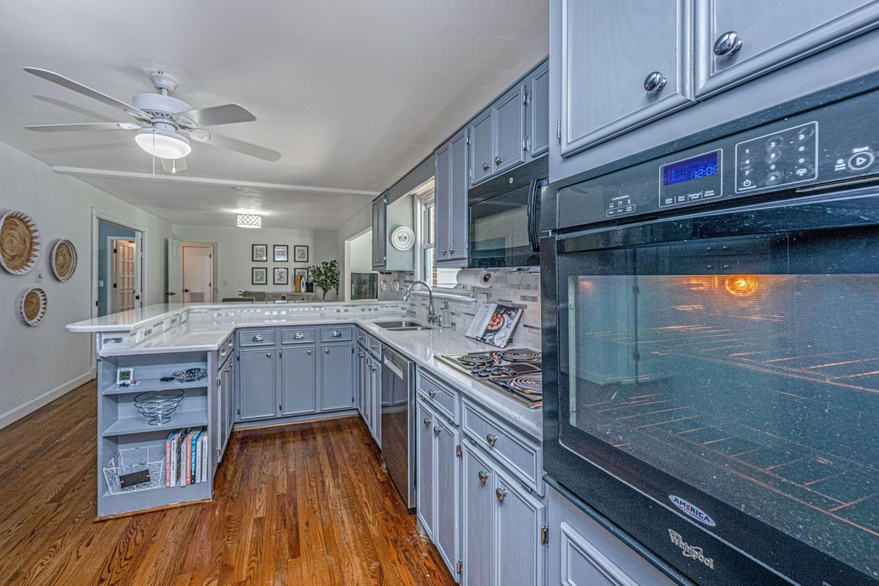 4915 Ashby Avenue Photo 15