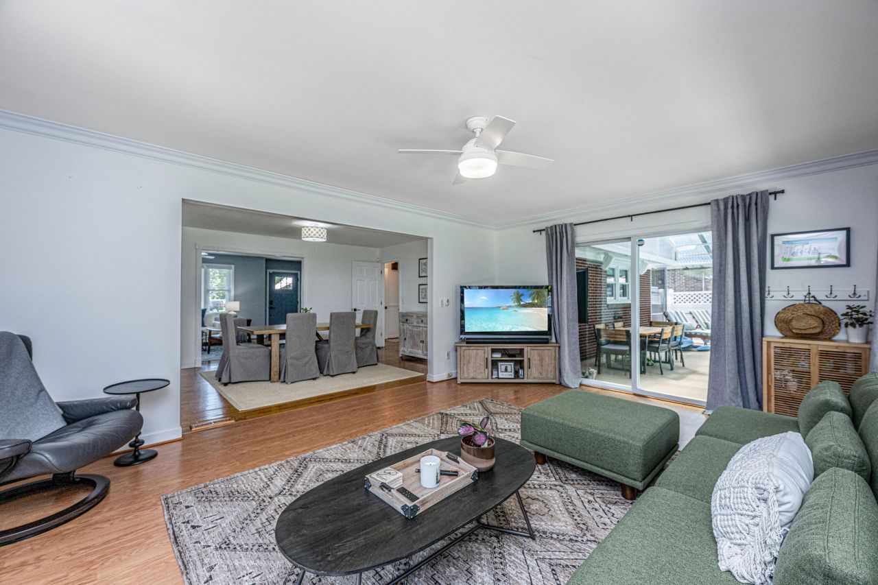 4915 Ashby Avenue Photo 19