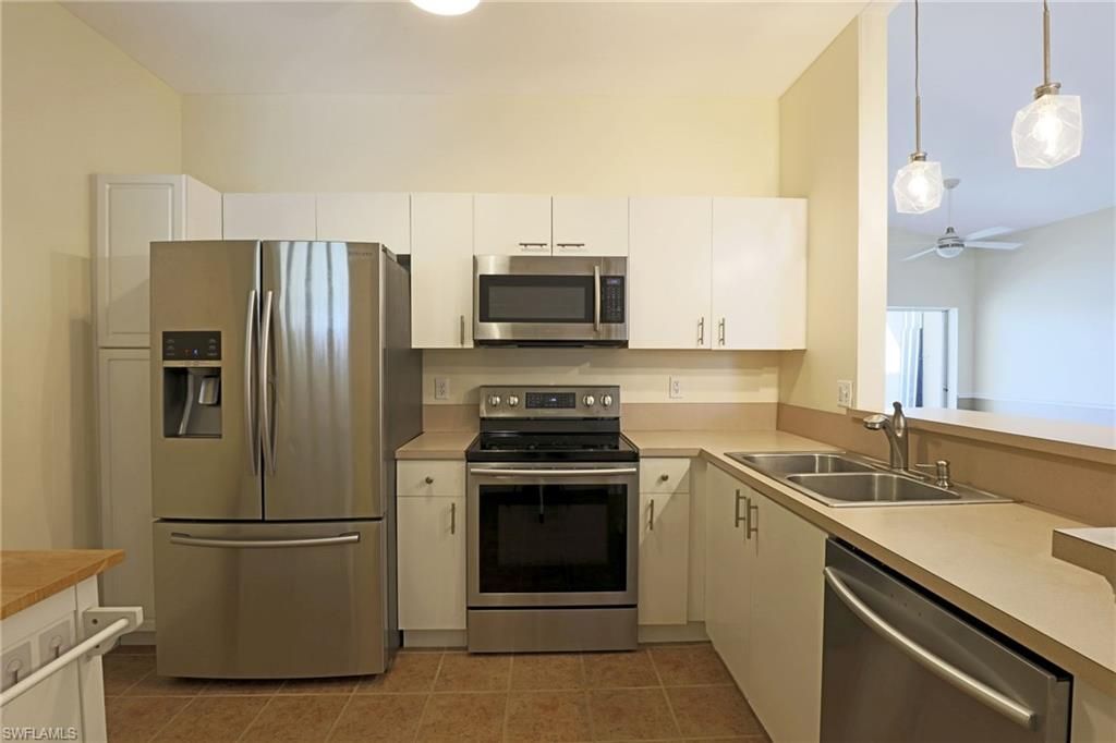 4199 Bellasol Cir, Unit 622, Fort Myers, FL 33916 Photo