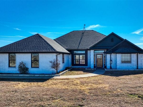 1010 Fm 85, Ennis, TX 75119