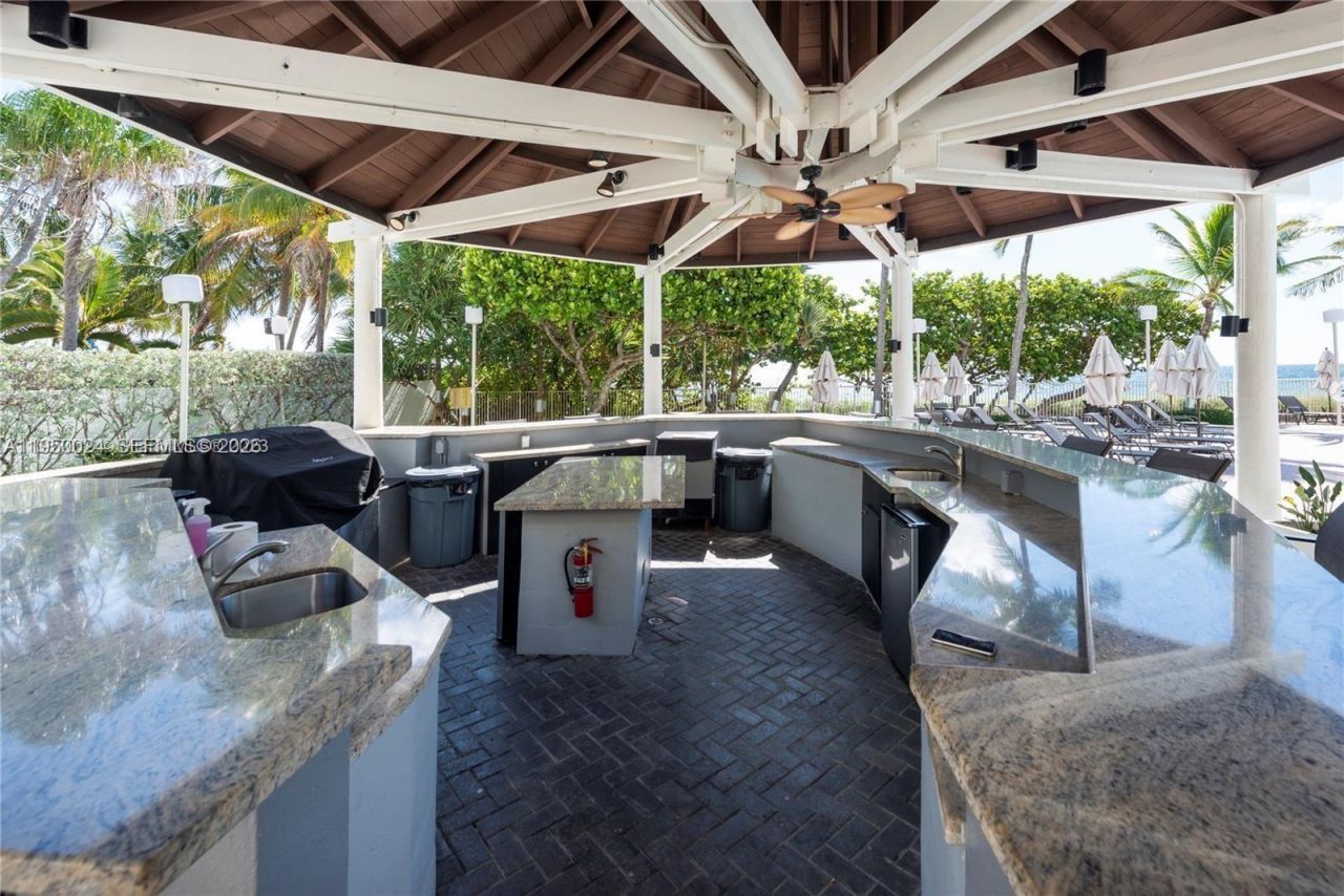 1901 N Ocean Blvd, Unit 7C, Fort Lauderdale, FL 33305 Photo