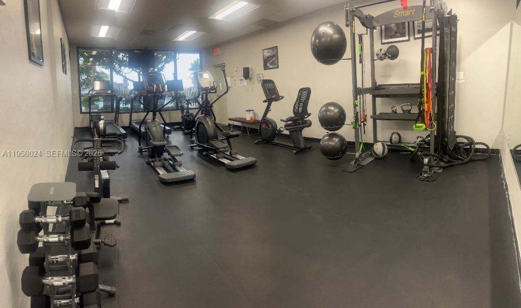 1901 N Ocean Blvd, Unit 7C, Fort Lauderdale, FL 33305 Photo