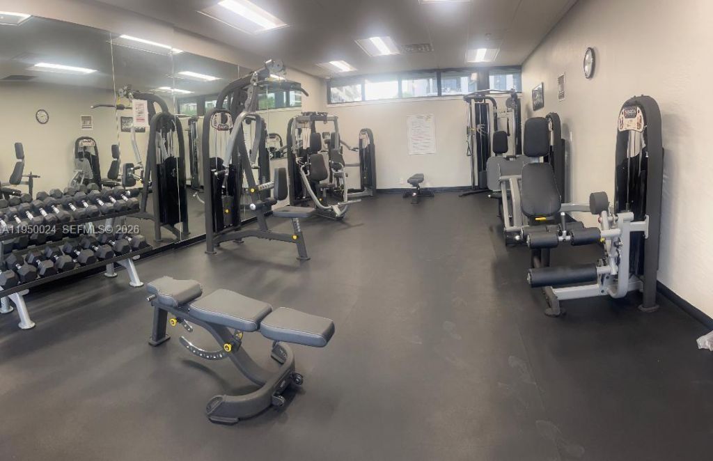 1901 N Ocean Blvd, Unit 7C, Fort Lauderdale, FL 33305 Photo