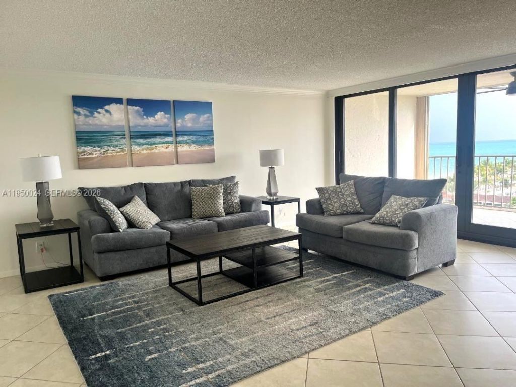 1901 N Ocean Blvd, Unit 7C, Fort Lauderdale, FL 33305 Photo