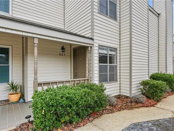 623 CEDARWOOD Drive, Unit 623, Mandeville, LA 70471