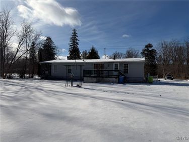 5128 S Main Street, Munnsville, NY 13409