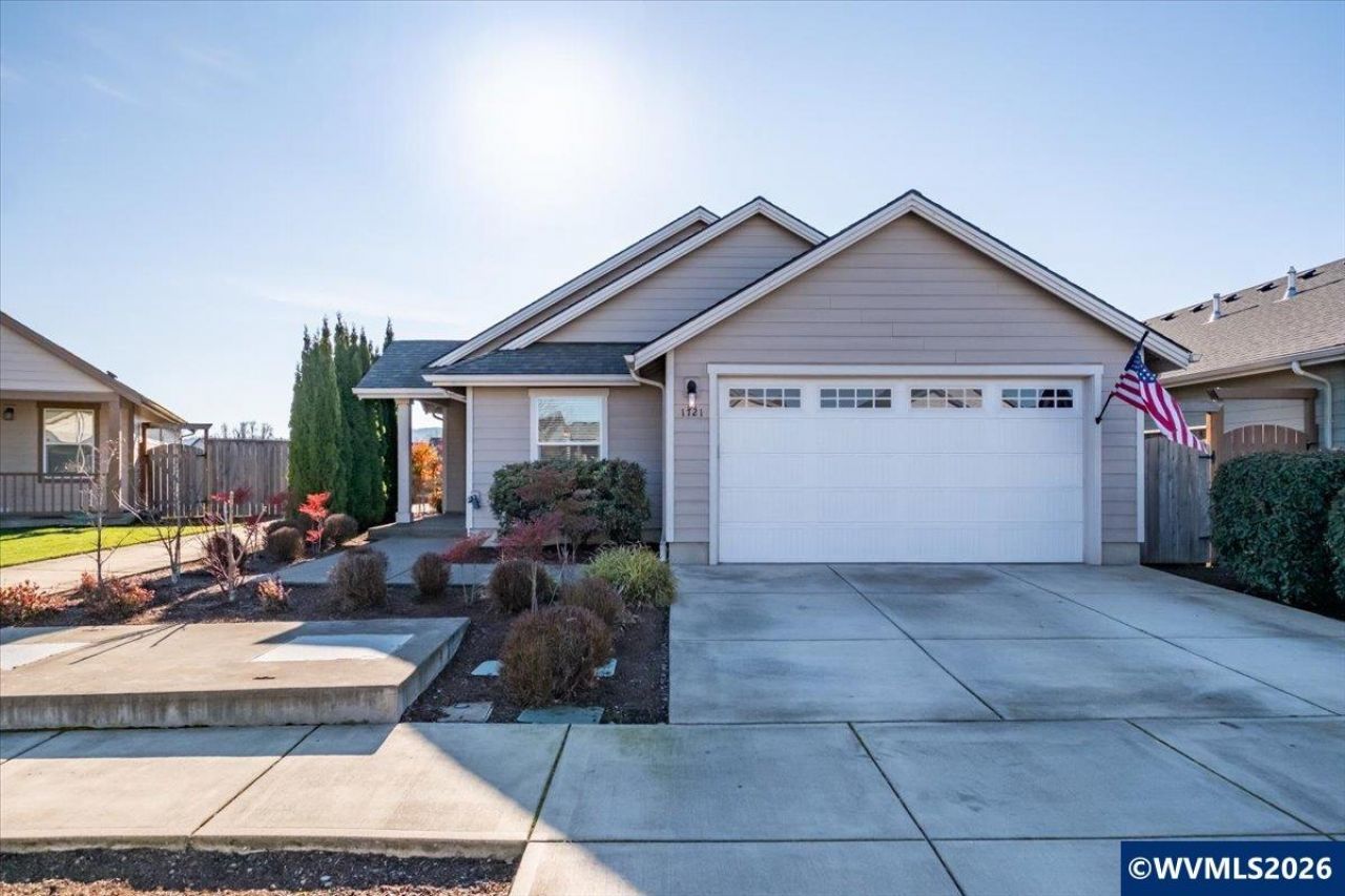 1721 SE Osoberry St, Dallas, OR 97338 Main Photo