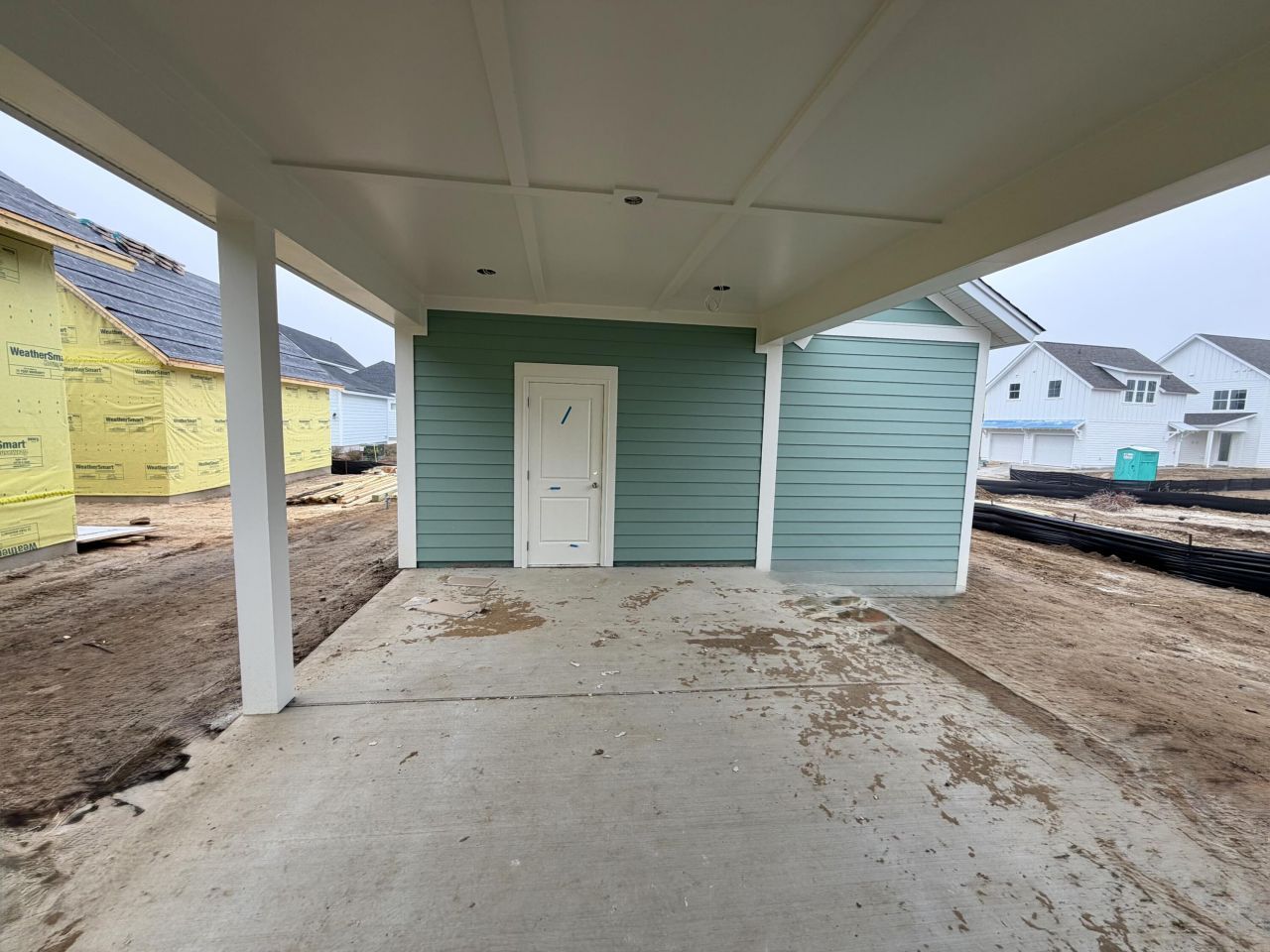 709 Rumbling Leaf Lane Photo 5