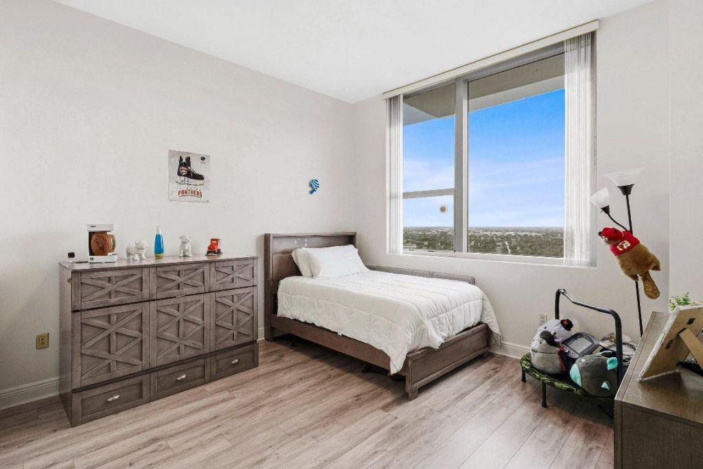 2641 N Flamingo Road, Unit 2701n, Sunrise, FL 33323 Photo