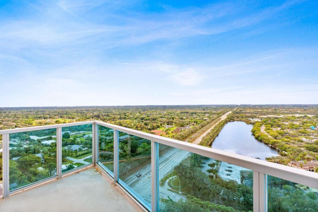 2641 N Flamingo Road, Unit 2701n, Sunrise, FL 33323 Photo