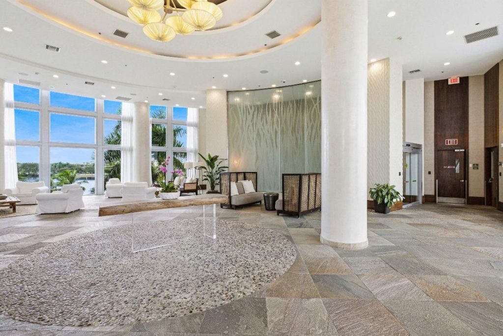 2641 N Flamingo Road, Unit 2701n, Sunrise, FL 33323 Photo