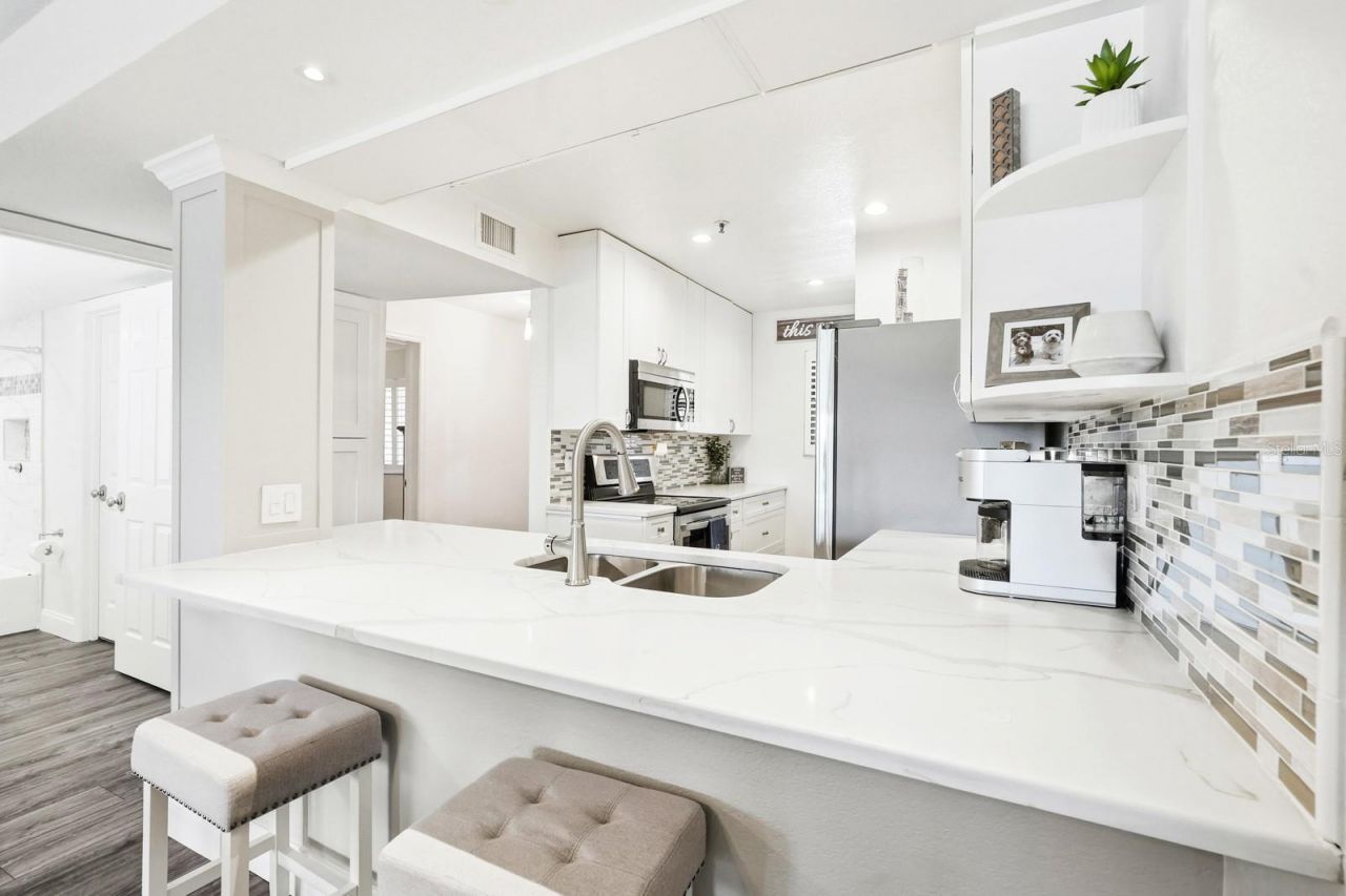 458 Bouchelle Drive, Unit 203, New Smyrna Beach, FL 32169 Photo