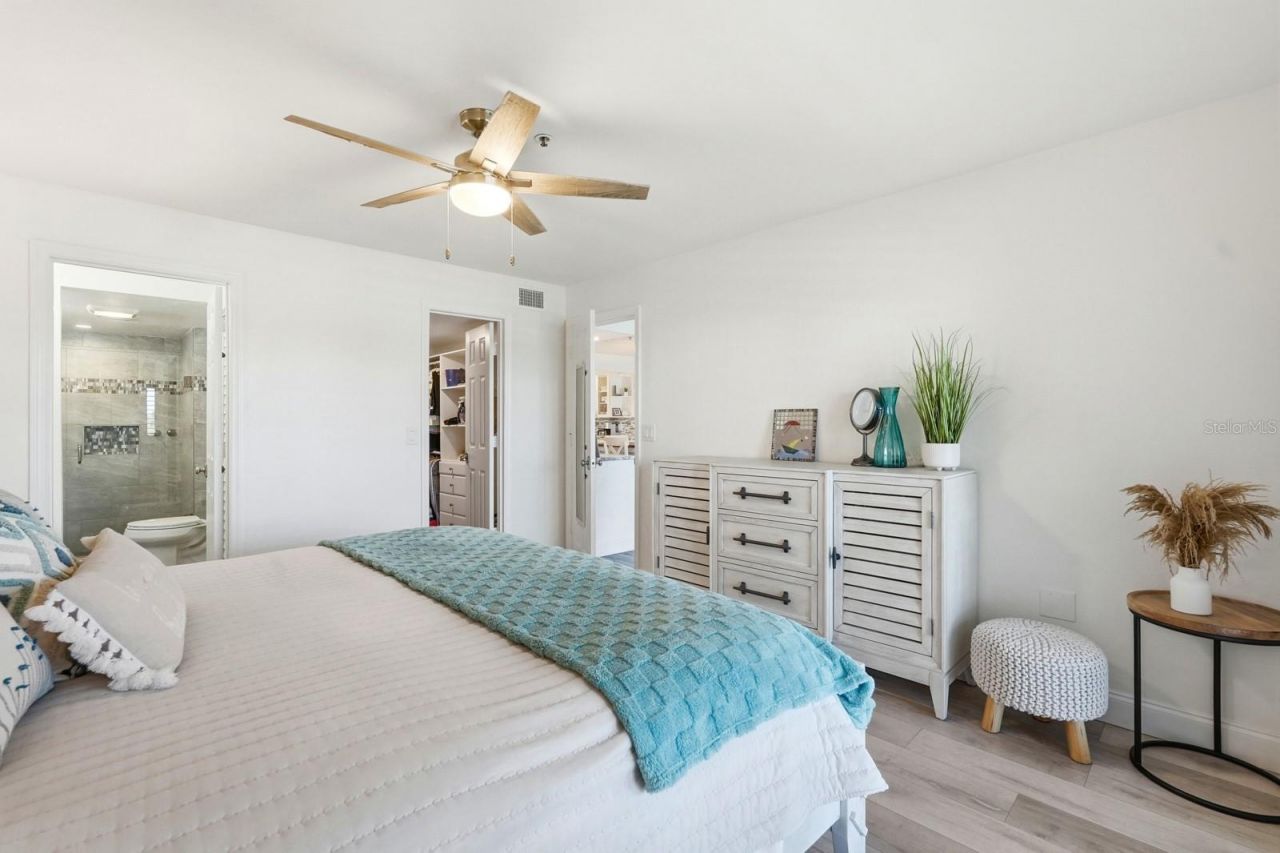 458 Bouchelle Drive, Unit 203, New Smyrna Beach, FL 32169 Photo