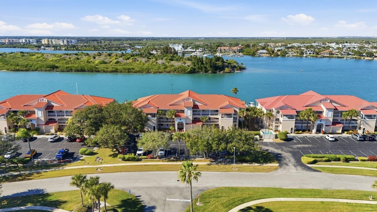 458 Bouchelle Drive, Unit 203, New Smyrna Beach, FL 32169 Photo