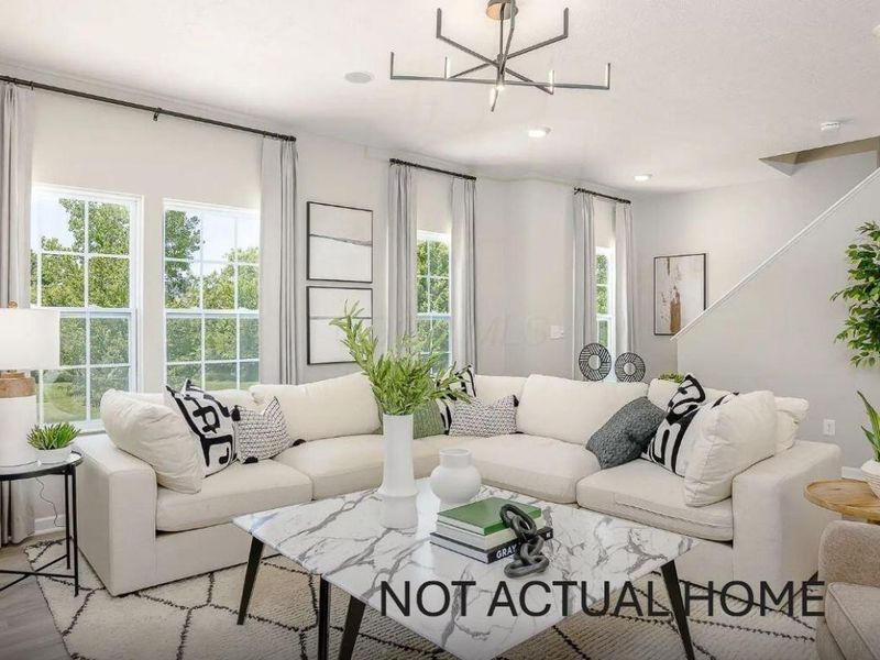 2674 Meigs Drive , Columbus, OH 43207 Photo 3