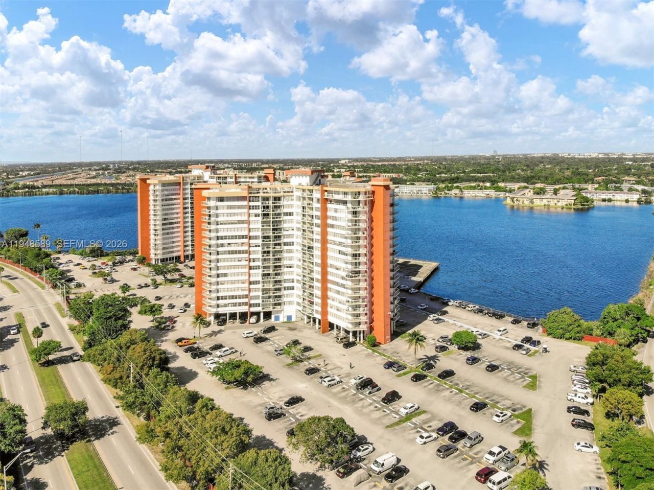 1301 NE Miami Gardens Dr, Unit 501W, Miami, FL 33179 Photo