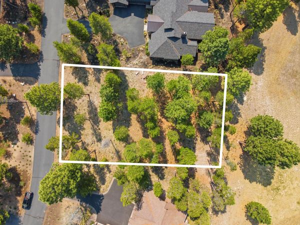 56691 Glowstone Loop, Bend, OR 97707