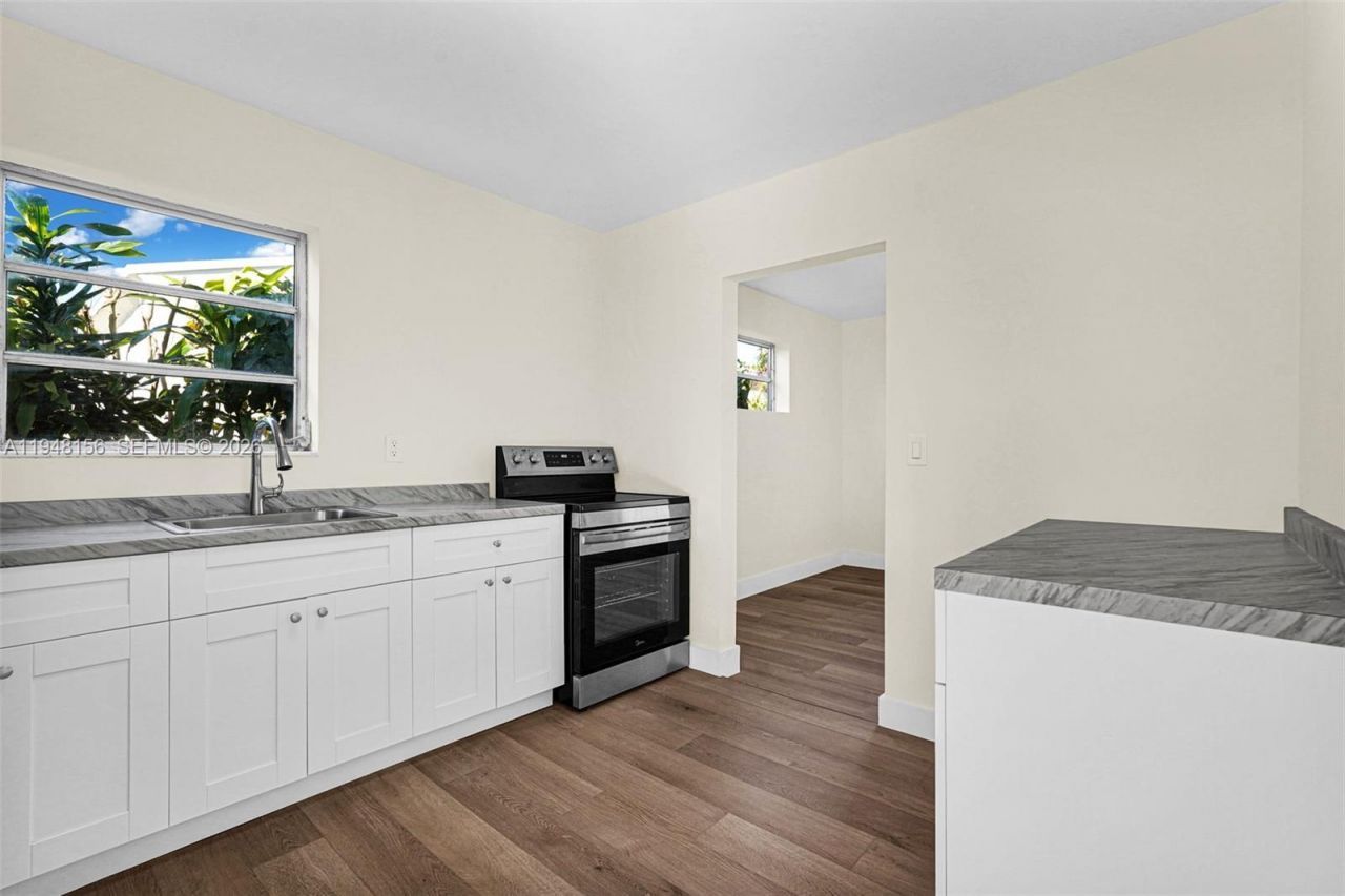 130 NW 48th St, Miami, FL 33127 Photo